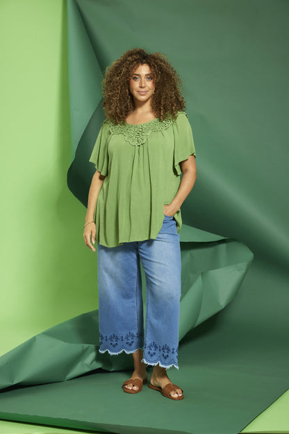 Zh-Luna 826-Blouse S/S Palm leaf